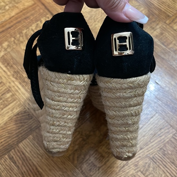 Halston - Picture 10 of 17